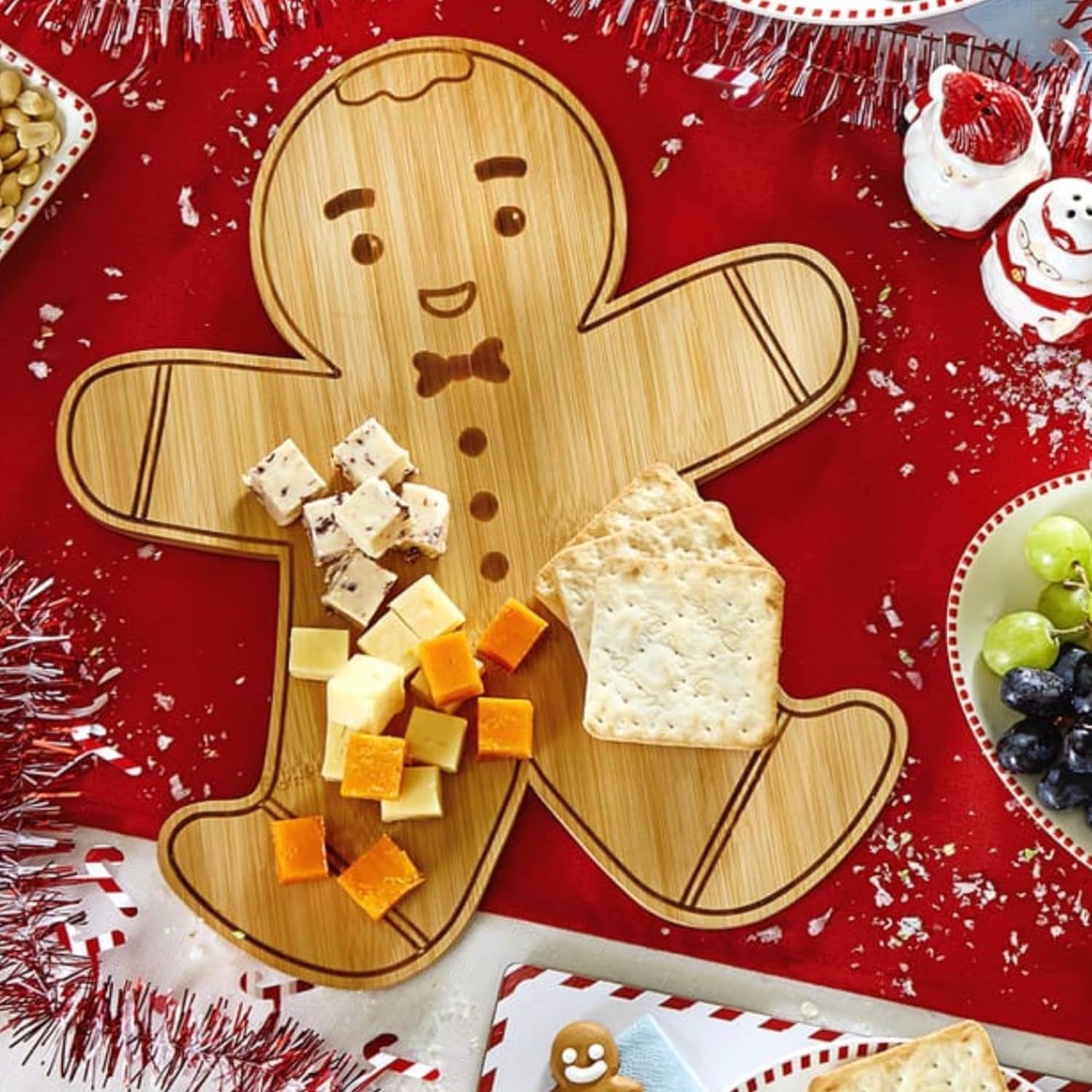 Eboutk - Christmas Gingerbread Man Bamboo Holiday Serving Board - Festive Decorative Cookie, Cheese, Charcuterie Platter - Xmas Kitchen Decor