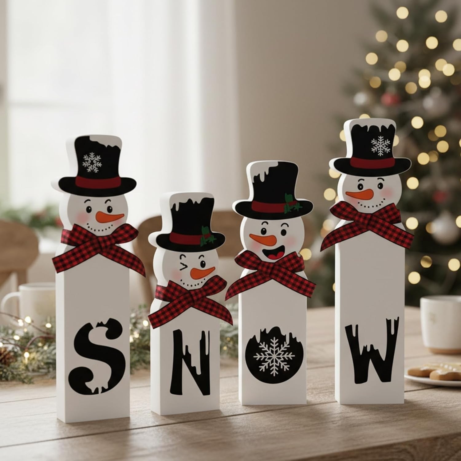 Christmas Decorations, Set of 4 Snowman Tabletop Decor, Traditional Indoor Xmas Decorations, 15 Cm Festive Holiday Centerpiece for Home and Kitchen