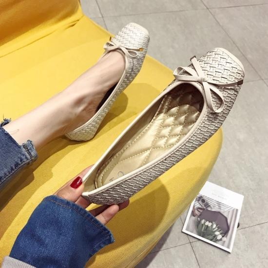 Flat Plus Size All-match Black Flat Heel Woven Pattern Scoop Women's Shoes For Four Seasons