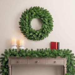 Plain Christmas Wreath for Front Door, Luxury Artificial Spruce Wreath, Home Xmas Decoration, Natural Looking Dual Tone PVC Needles, Easy Hanging, Wall Window Mantlepiece (60Cm / 200 Tips)