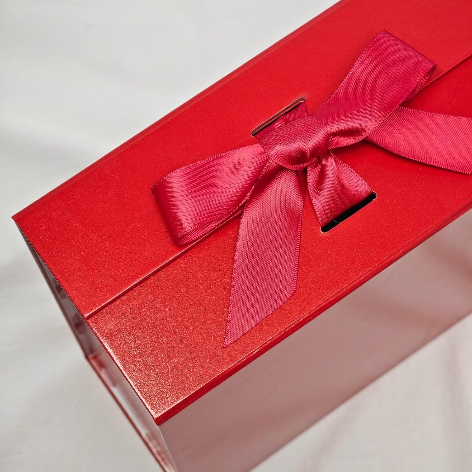 Red Large Gift Box 33.5X27X12.5 Cm, Premium Present Box with Magnetic Lid and Ribbon for Holidays Wedding Birthday Gift Packaging, Plaid Lining