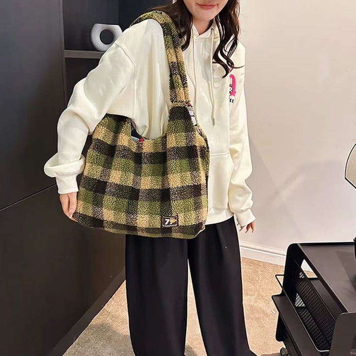 Women Lamb Wool Fluffy Handbag Large Capacity Plush Shoulder Bag Plaid Pattern Tote Bag Vintage Fashion Shopping Underarm Bag