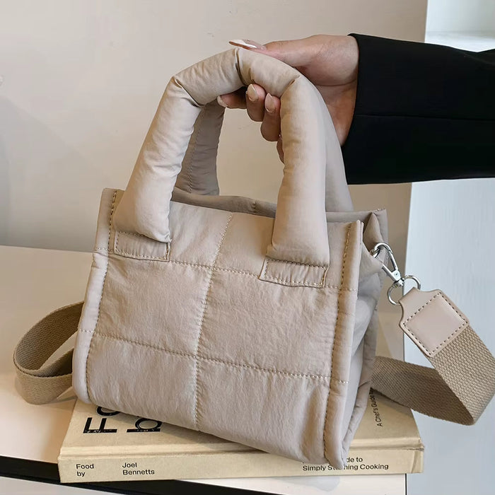 Women Quilted Casual Tote Handbag Large Capacity Padded Crossbody Purse Adjustable Strap Trendy Messenger Bag Simple Satchel Bag