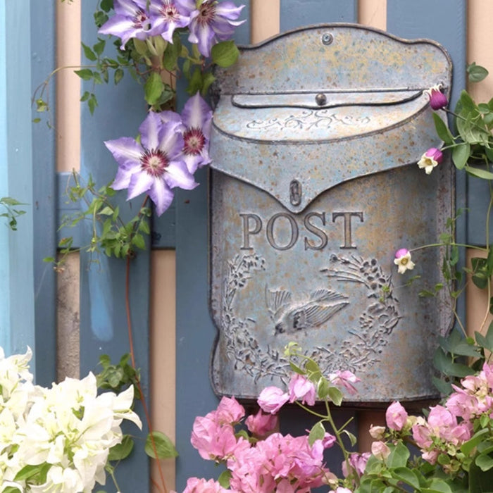 Wrought Iron European Wall Hanging Mailbox Retro Garden Exterior Wall Rainproof