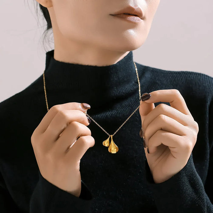 Simple and versatile stainless steel gold-plated sweater chain jewelry