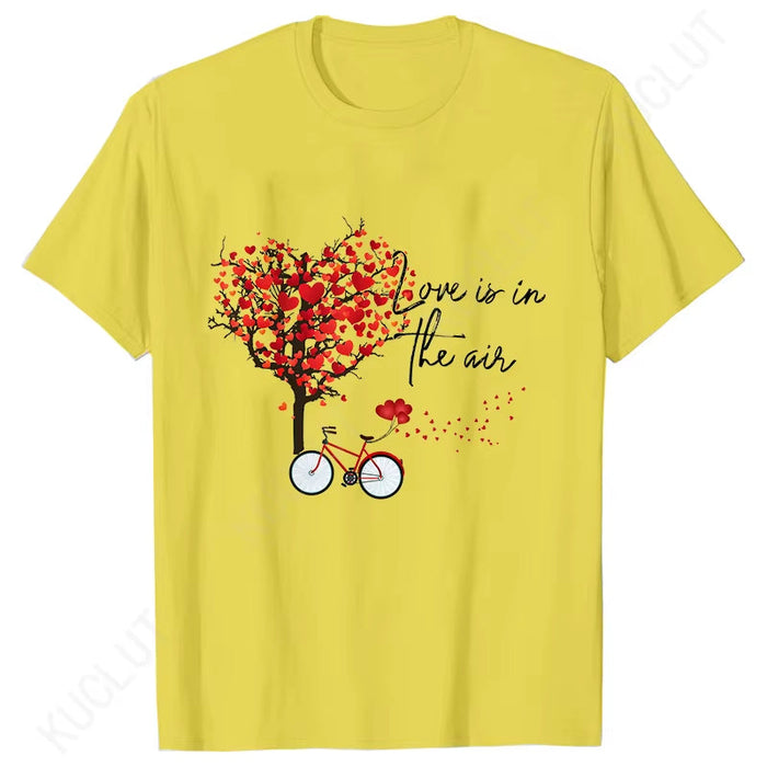 Love Is in the Air T-Shirts for Men Women Matching Couples Valentine’S Day Shirt Anniversary Graphic Y2K Tops Short Sleeve Tees