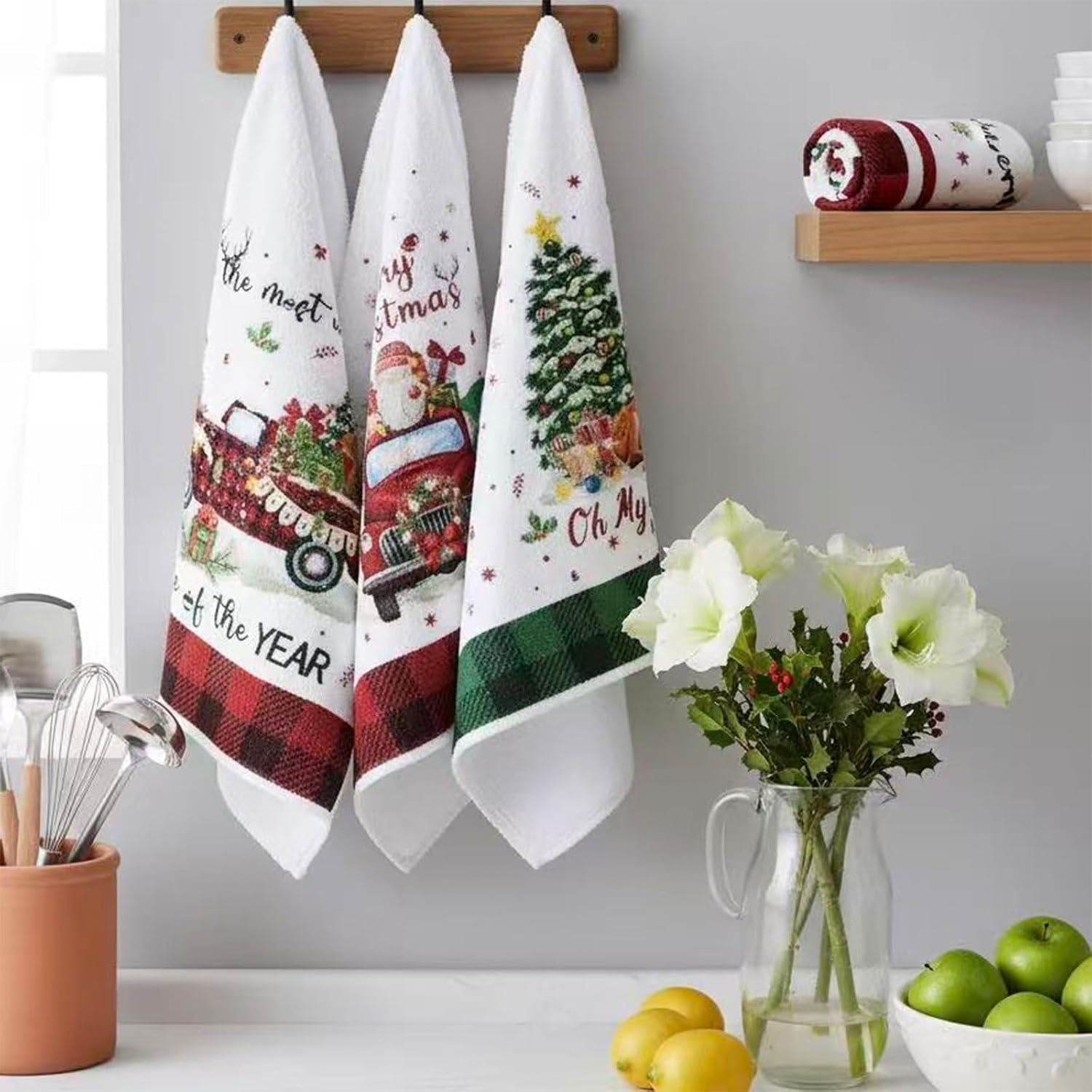 5PCS Christmas Tea Towels,Christmas Tea Towels for Kitchen, Winter Absorbent Dish Towel Housewarming Animal Decorative Hand Towel for Dining Home, Kitchen Decor (30 * 36Cm)