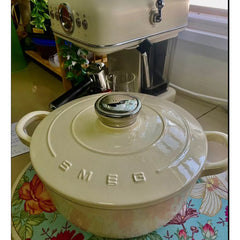 Ecocity Cast Iron Casserole Pot, 24cm Non-Stick Soup Pot - SMEG_Beige 24cm/4.2L